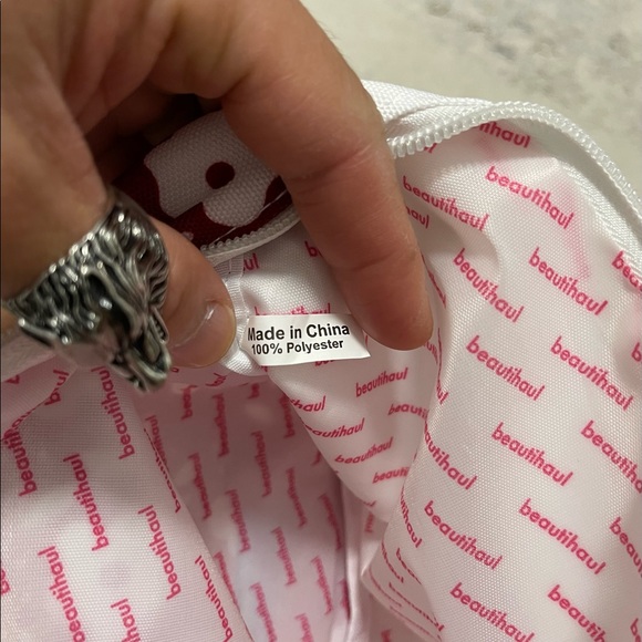 BRAND new The Cosmetics Company Store Top-Zip Make Up Case 9” X 7” - Picture 4 of 6